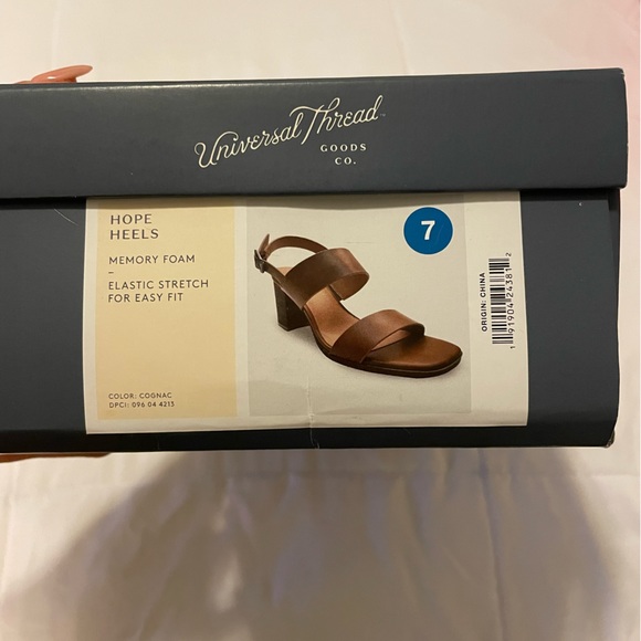 Universal thread sandals - Picture 2 of 2